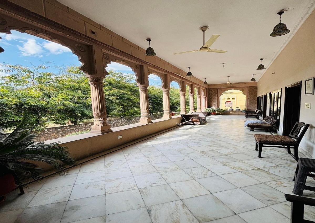 Hotel Karan Villas Kota  Buitenkant foto