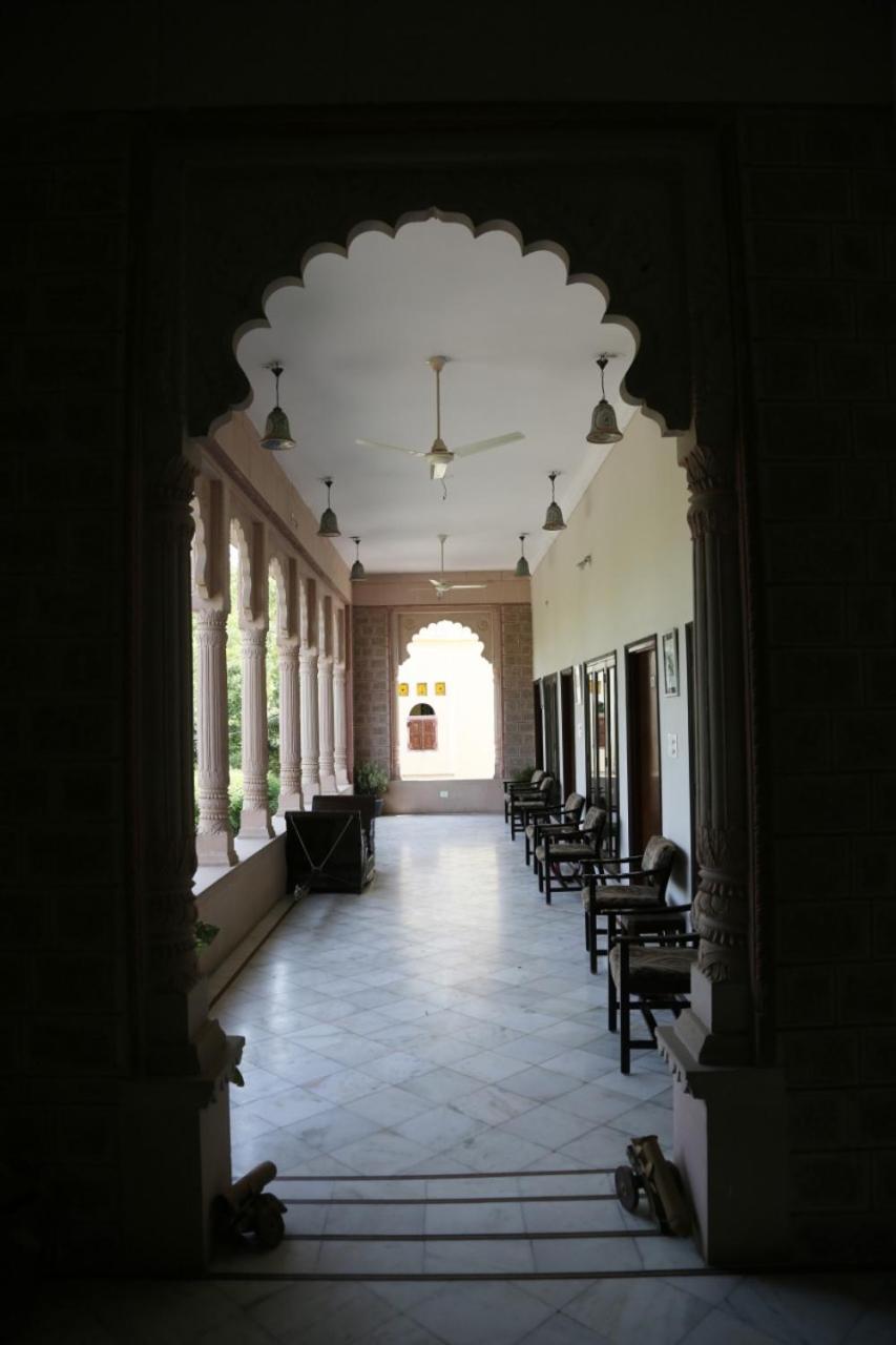 Hotel Karan Villas Kota  Buitenkant foto