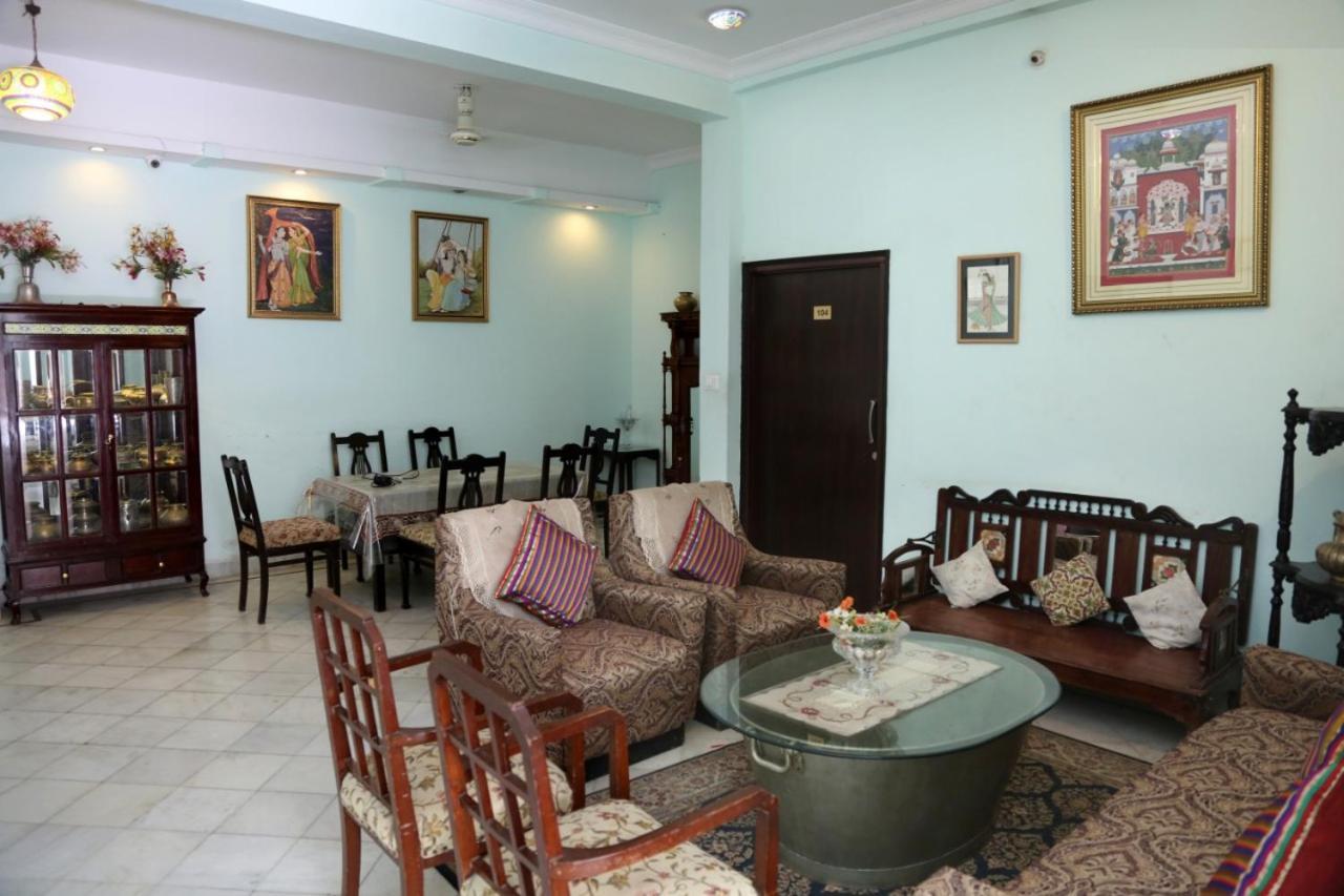 Hotel Karan Villas Kota  Buitenkant foto